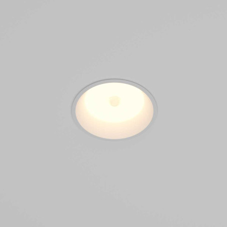 Встраиваемый светильник Maytoni Technical Downlight DL055-8W3K-SEN-W