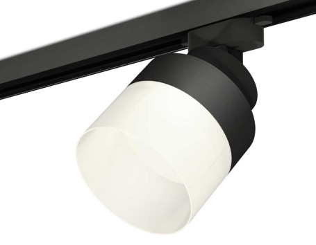 Комплект трекового светильника Ambrella light Track System XT (A2526, A2106, C8102, N8402) XT8102021