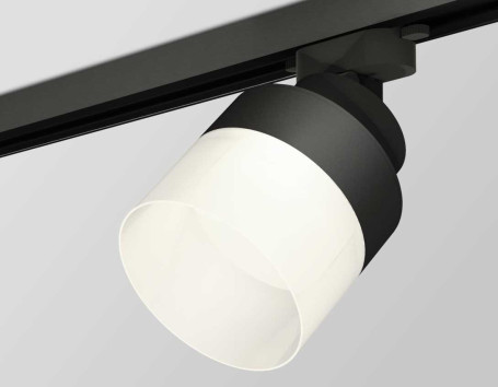 Комплект трекового светильника Ambrella light Track System XT (A2526, A2106, C8102, N8402) XT8102021