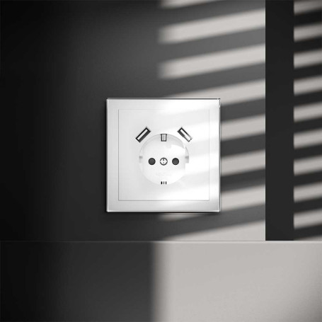 Розетка встраиваемая Voltum S70 с заземлением и защитными шторками, 16А, с USB, A+A, (белый глянцевы VLS040401