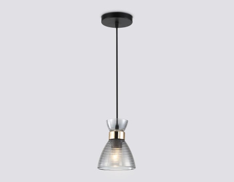 Светильник подвесной со стеклянным плафоном Ambrella light Traditional TR3406