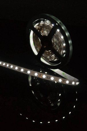 Светодиодная лента SWG 14,4W/m  60Led/m 5050SMD холодный белый 5M SWG560-12-14.4-UW-М 009263