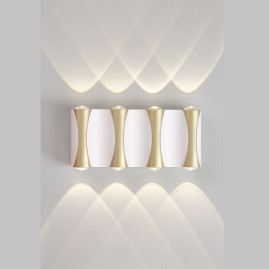 Настенный светодиодный светильник Crystal Lux CLT CLT 022W4 WH-GO 4000K
