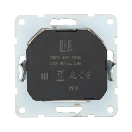 Розетка LK Studio с з/к + 2хUSB разъема, 2А (белый) LK60 868004-1