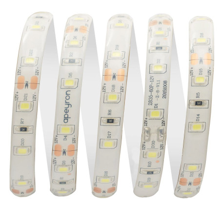 Светодиодная влагозащищенная лента OGM 6W/m 60LED/m 2835SMD холодный белый 50M LSE-096