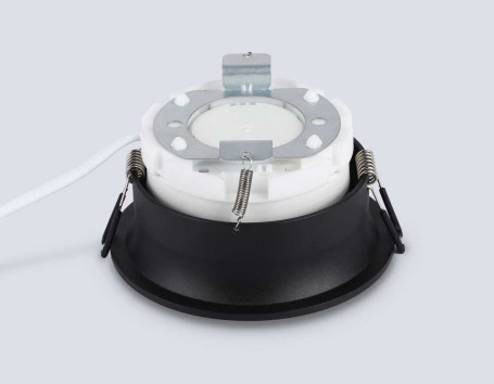 Светильник встраиваемый Ambrella Light TN51811