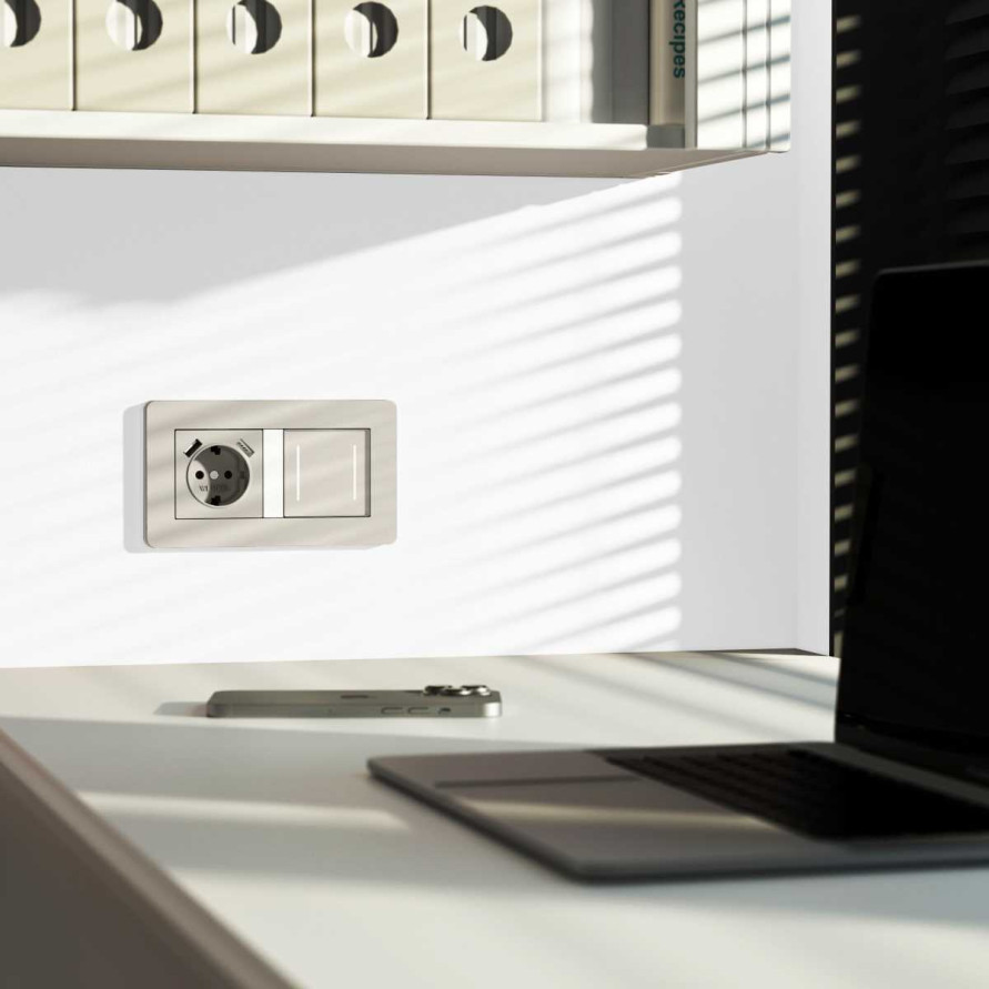 Сенсорный выключатель двухклавишный с подсветкой (дымчатый) W4522014/ a069763