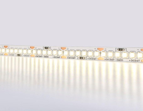 Светодиодная лента Ambrella Light 18W/m 240LED/m 2835SMD дневной белый 5M GS3302