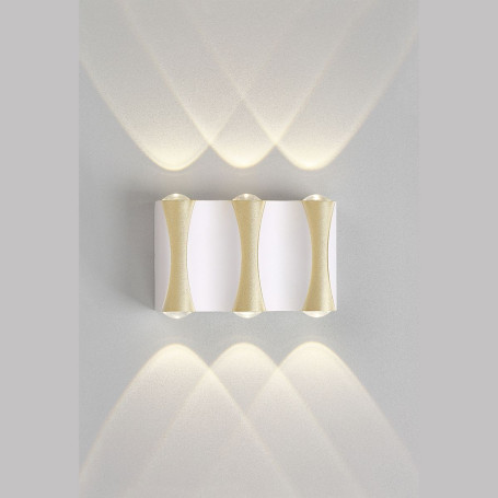 Настенный светодиодный светильник Crystal Lux CLT 022W3 WH-GO 4000K