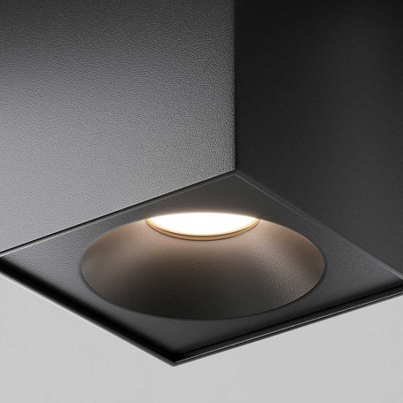 Потолочный светильник Maytoni Sirius C030CL-01B