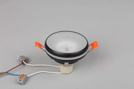 Встраиваемый потолочный светильник Omnilux Genova OML-102819-01