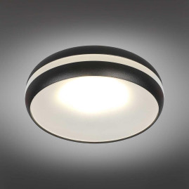 Встраиваемый потолочный светильник Omnilux Genova OML-102819-01