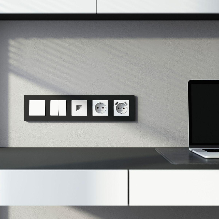 Рамка Werkel Slab на 5 постов черный софт W0052908 4690389207907