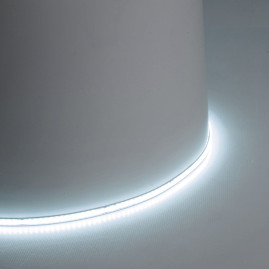 Светодиодная лента Feron LS532 10W/m 320LED/m 2110SMD 6500K 5M 51846