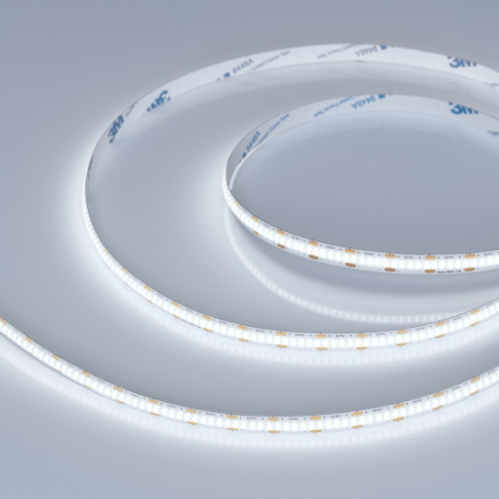 Светодиодная лента Arlight 5W/m 360 LED/m CSPSMD холодный белый 5М COB-X360-8mm 5V 039737