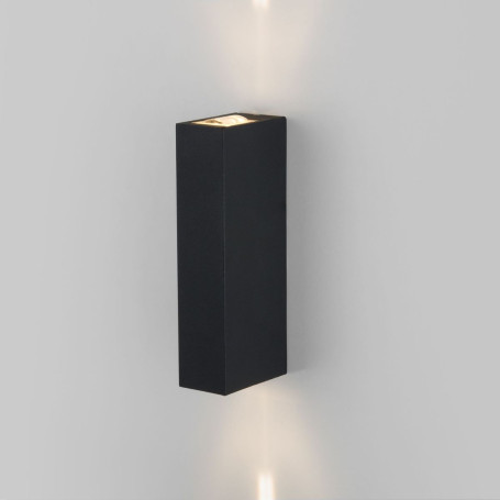 Уличный настенный светодиодный светильник Elektrostandard Blaze 35136/W a072074