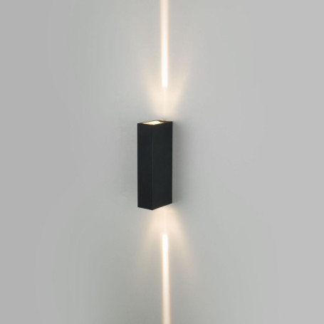 Уличный настенный светодиодный светильник Elektrostandard Blaze 35136/W a072074