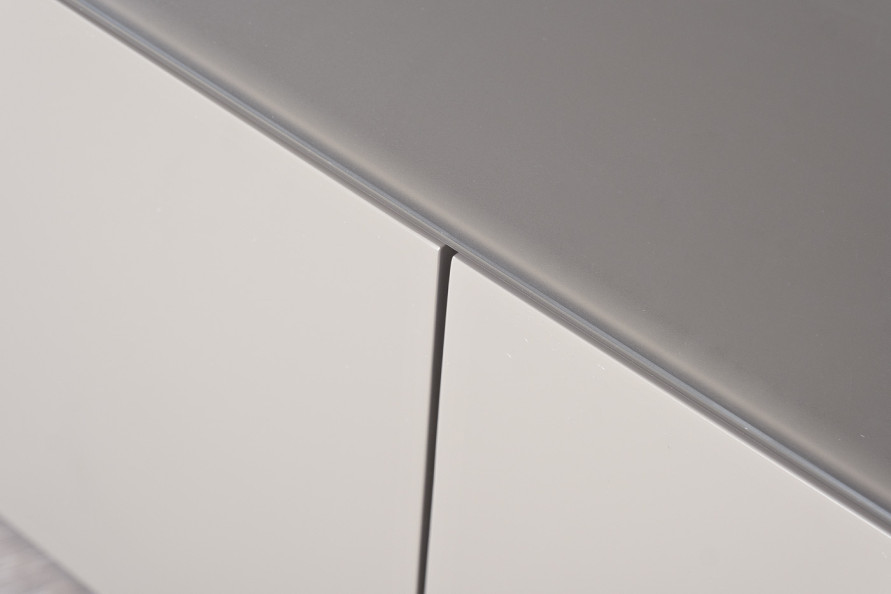 Тумба под телевизор со стеклянной столешницей