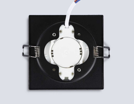 Светильник встраиваемый Ambrella Light TN6710