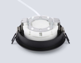 Светильник встраиваемый Ambrella Light TN51823