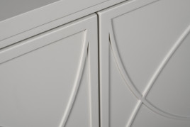 Комод бежевый с ящиками