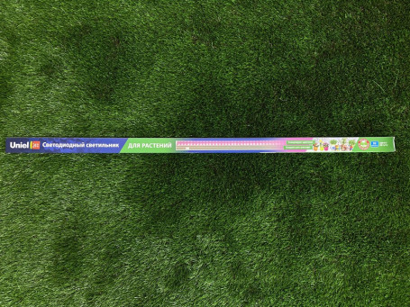 Настенный светодиодный светильник для растений Uniel ULI-P21-24W/SPSB IP40 White UL-00008921