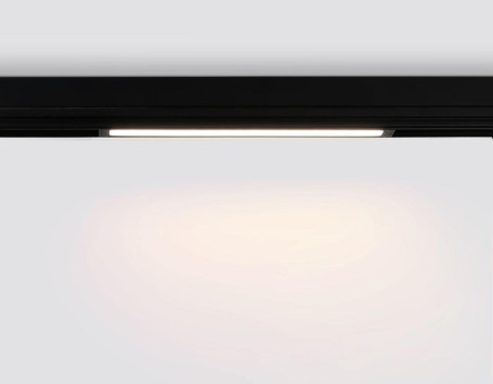 Трековый светодиодный светильник Ambrella Light Track System Magnetic 220V GL1272