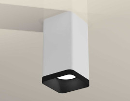 Комплект накладного светильника Ambrella light Techno Spot XS7820002 SWH/SBK белый песок/черный песок (C7820, N7702)
