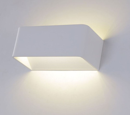 Настенный светильник Crystal Lux CLT 010W200 WH