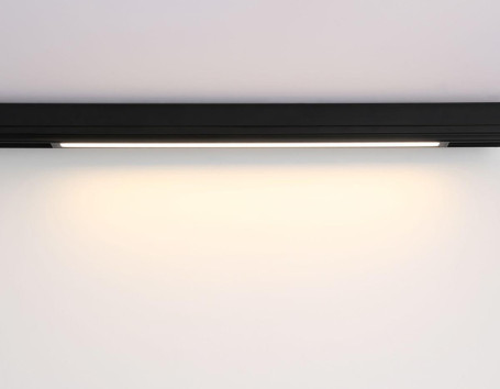 Трековый светодиодный светильник Ambrella Light Track System Magnetic 220V GL1292