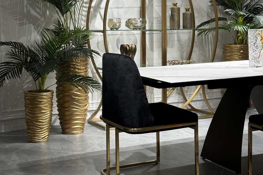 Стул обеденный велюровый черный/золото