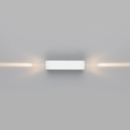 Уличный настенный светодиодный светильник Elektrostandard Blaze 35136/W белый a057049