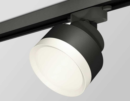 Комплект трекового светильника Ambrella light Track System XT (A2526, A2106, C8102, N8112) XT8102001