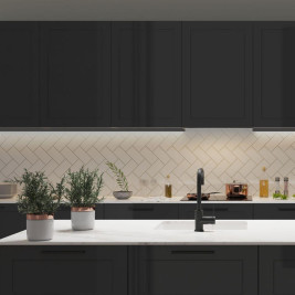 Профиль накладной черный 2м. Apeyron 08-01-01Ч